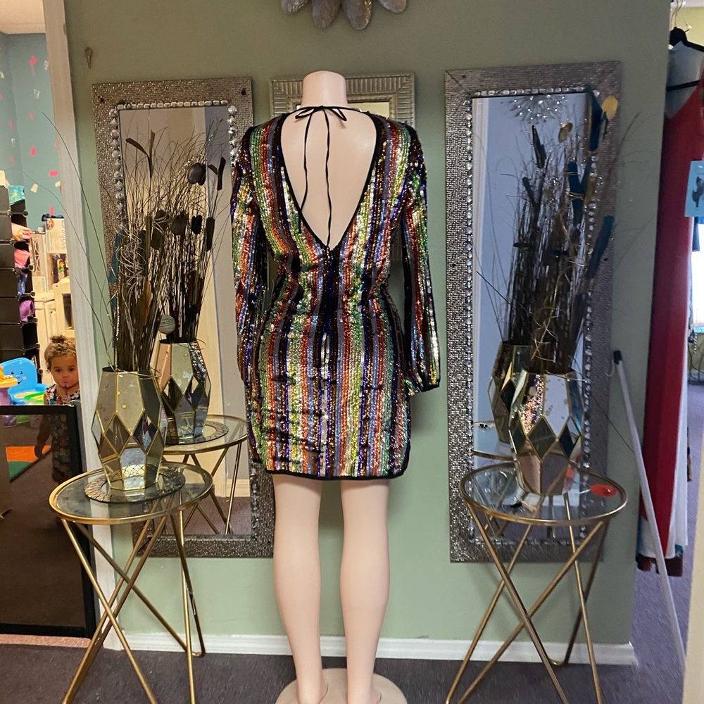 Dress - Picture 2 of 3